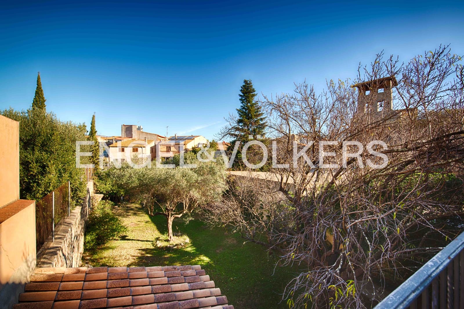 8 soveværelse Byhus til salg i Capmany - € 465.000 (Ref: 9444786)