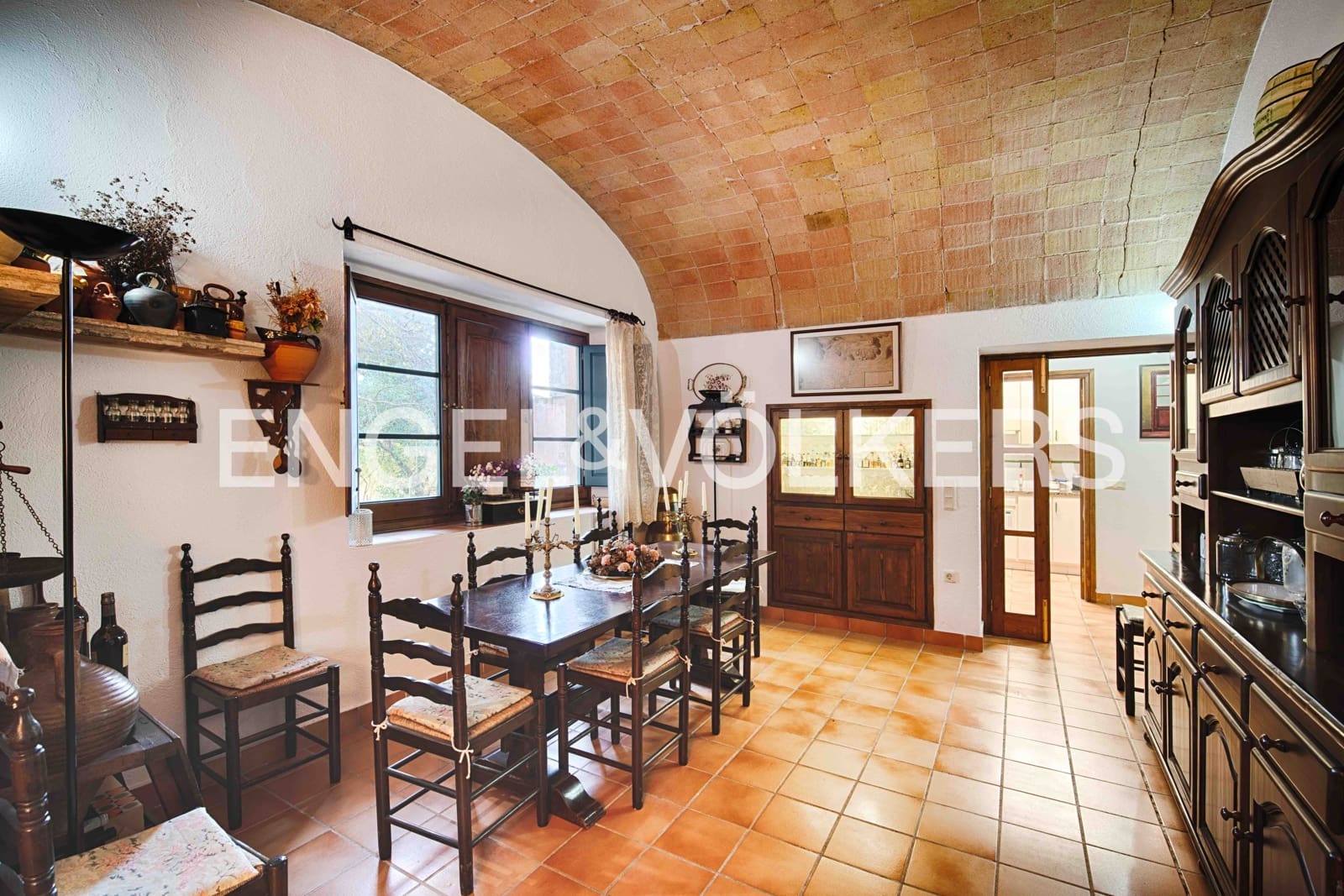 8 soveværelse Byhus til salg i Capmany - € 465.000 (Ref: 9444786)