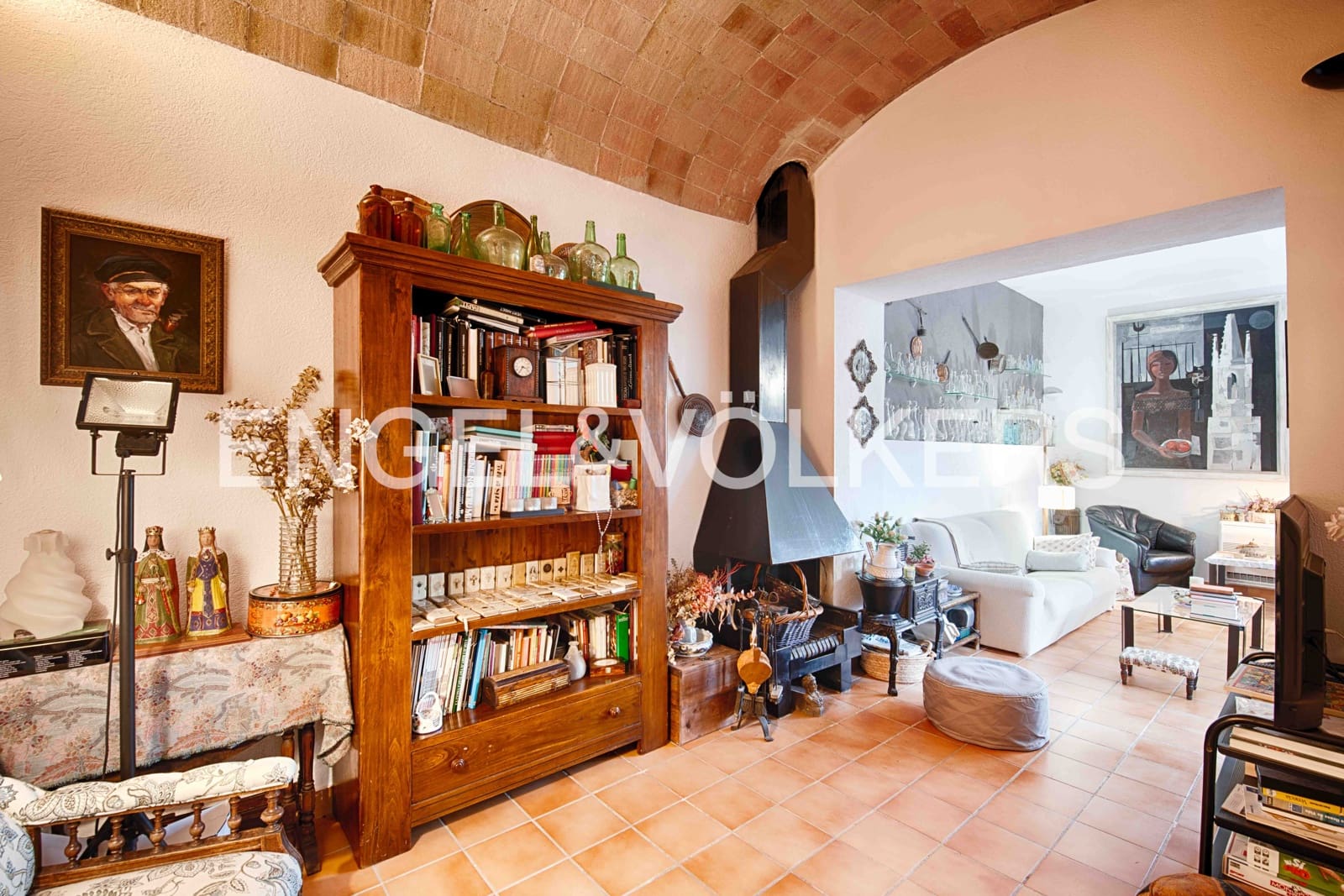 8 soveværelse Byhus til salg i Capmany - € 465.000 (Ref: 9444786)