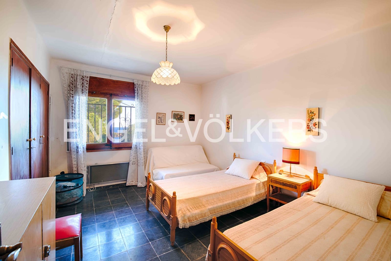 3 soverom Villa til salgs i Llanca med garasje - € 370 000 (Ref: 9444905)