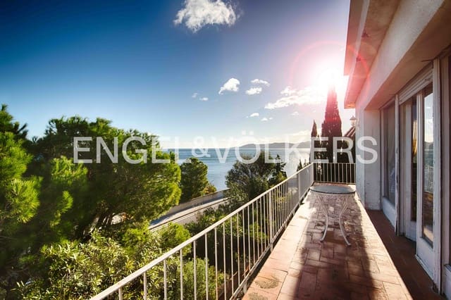 3 soveværelse Villa til salg i Llançà med garage - € 370.000 (Ref: 9444905)