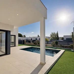 Chalet de 4 habitaciones en Roses en venta con piscina garaje - 650.000 € (Ref: 9470041)