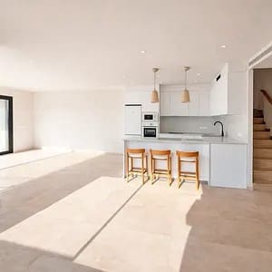 Chalet de 4 habitaciones en Roses en venta con piscina garaje - 650.000 € (Ref: 9470041)