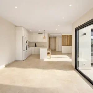 Chalet de 4 habitaciones en Roses en venta con piscina garaje - 650.000 € (Ref: 9470041)