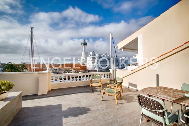 3 makuuhuone Huoneisto myytävänä paikassa Empuriabrava, Castelló d'Empúries mukana uima-altaan 
autotalli - 599 000 € (Ref: 9471521)