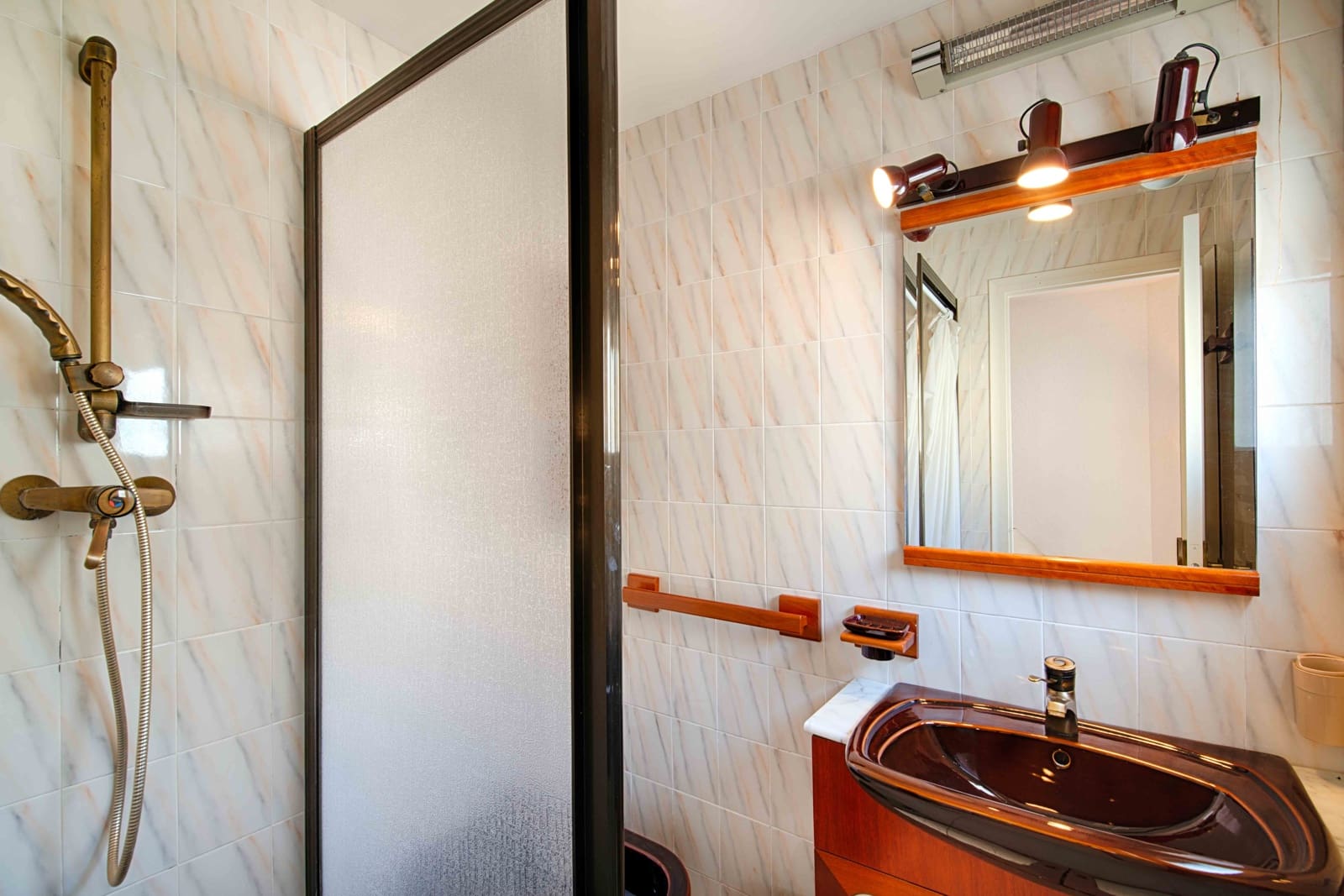 3 sypialnia Apartament na sprzedaż w Empuriabrava z basenem garażem - 599 000 € (Ref: 9471521)