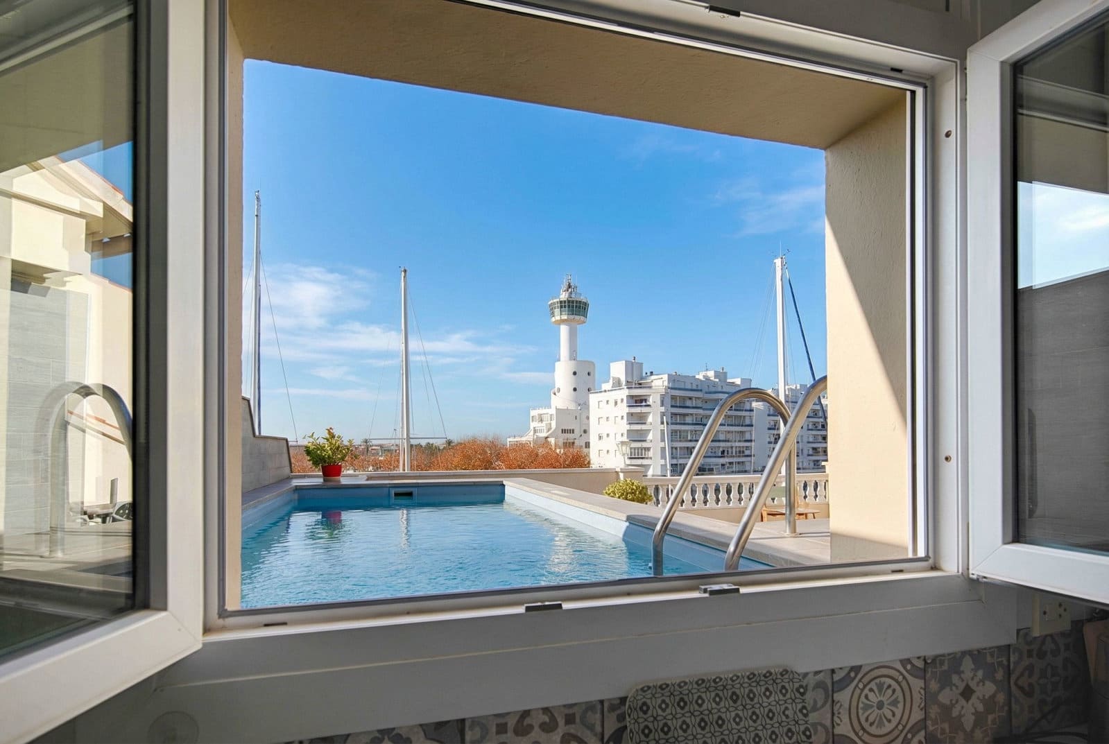3 quarto Apartamento para venda em Empuriabrava com piscina garagem - 599 000 € (Ref: 9471521)