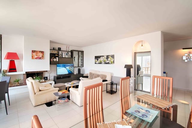 3 soverom Leilighet til salgs i Empuriabrava, Castelló d'Empúries med svømmebasseng garasje - € 599 000 (Ref: 9471521)