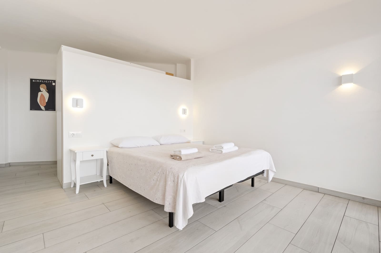 1 bedroom Apartment for sale in Empuriabrava - € 350,000 (Ref: 9471590)