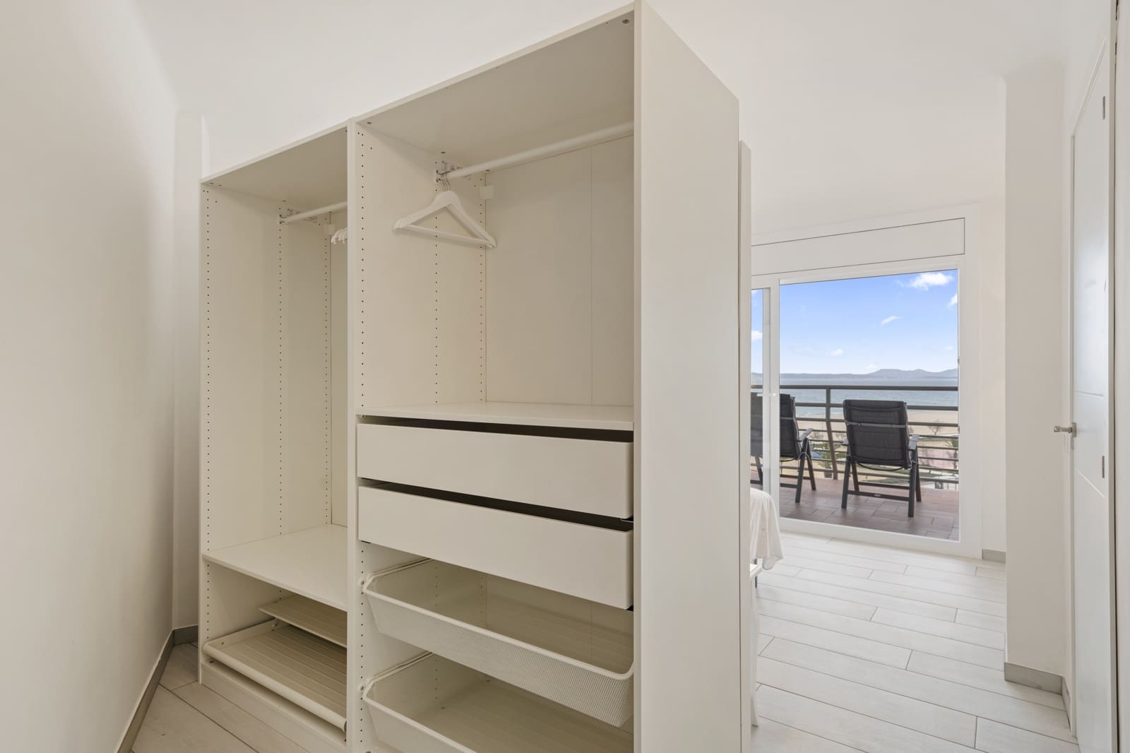 1 bedroom Apartment for sale in Empuriabrava - € 350,000 (Ref: 9471590)