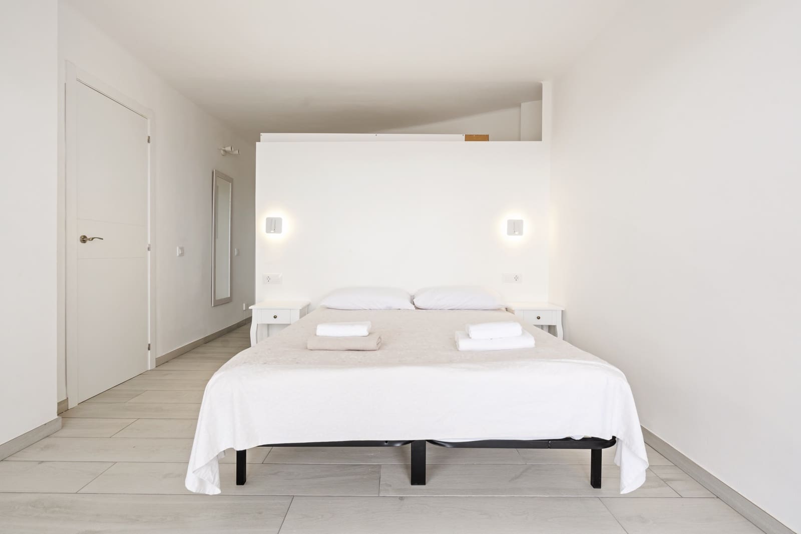 1 bedroom Apartment for sale in Empuriabrava - € 350,000 (Ref: 9471590)