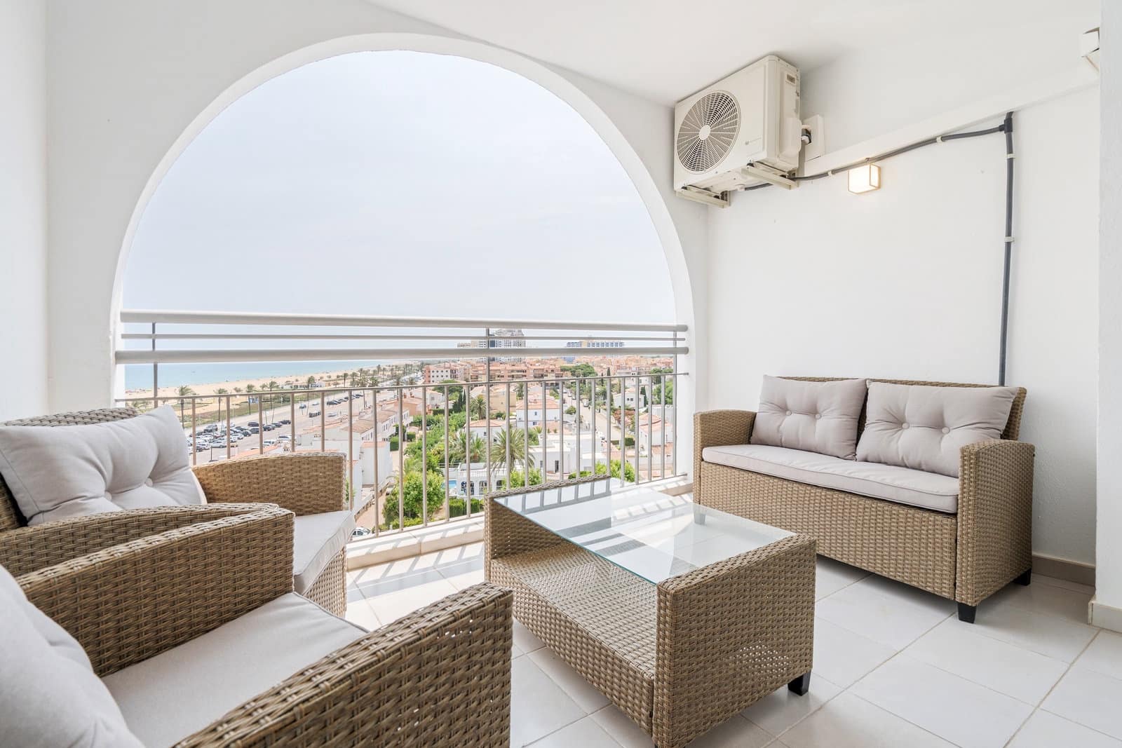 Apartamento de 1 habitación en Empuriabrava en venta - 295.000 € (Ref: 9471591)