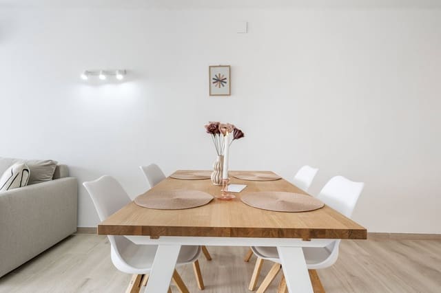 1 chambre Appartement à vendre à Empuriabrava, Castelló d'Empúries - 295 000 € (Ref: 9471591)