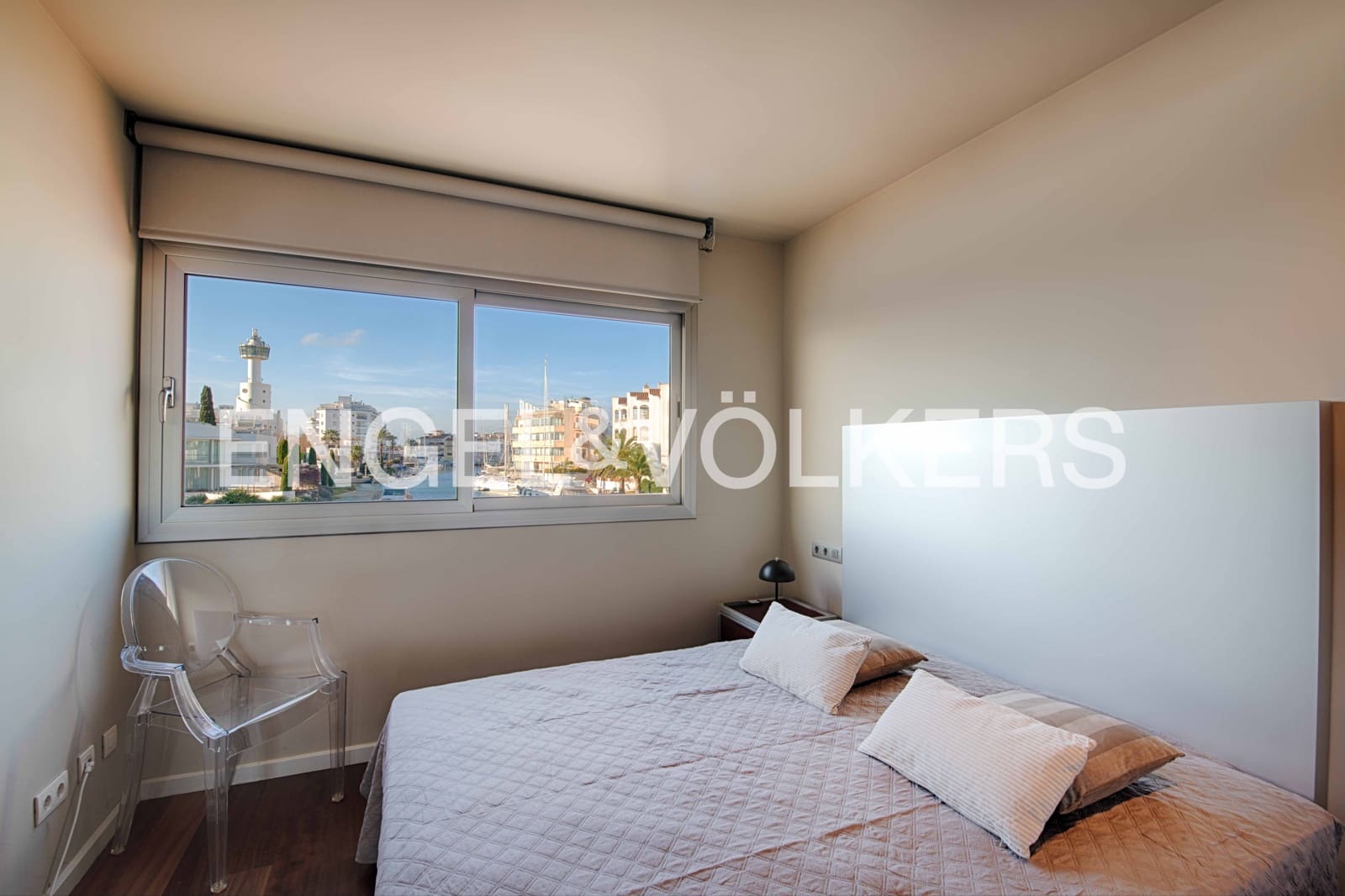 4 bedroom Villa for sale in Empuriabrava with pool garage - € 1,300,000 (Ref: 9480761)