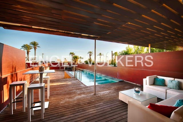 4 bedroom Villa for sale in Empuriabrava, Castelló d'Empúries with pool garage - € 1,300,000 (Ref: 9480761)