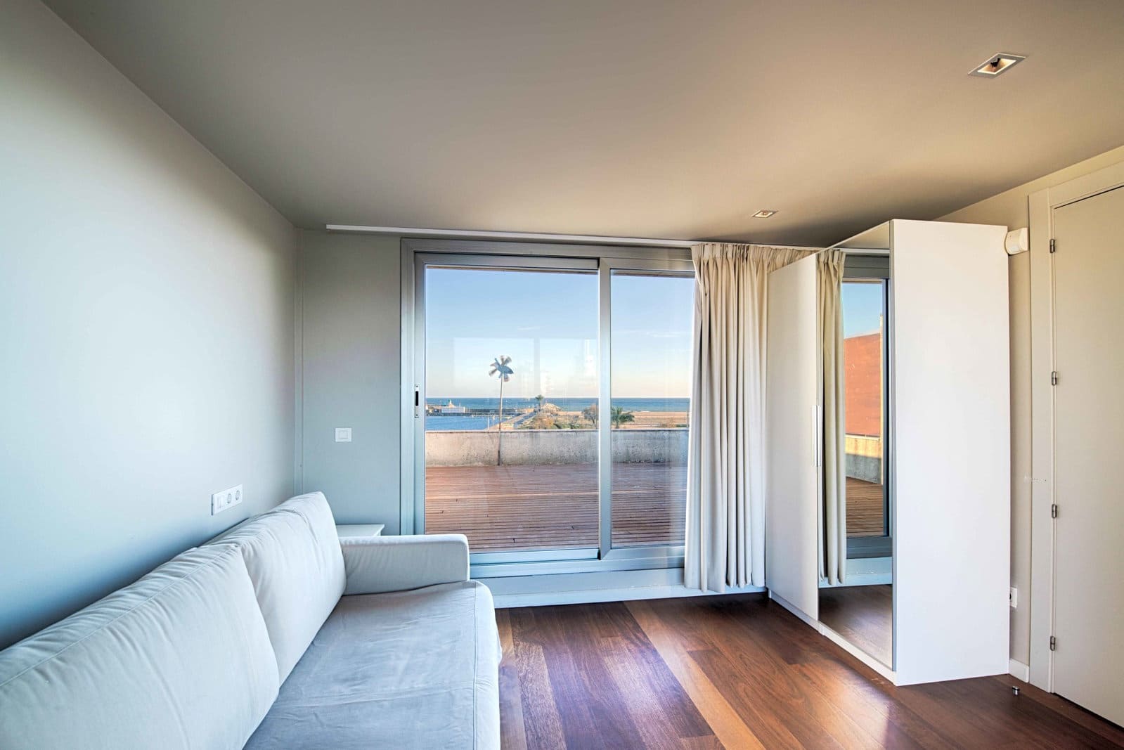4 bedroom Villa for sale in Empuriabrava with pool garage - € 1,150,000 (Ref: 9480761)
