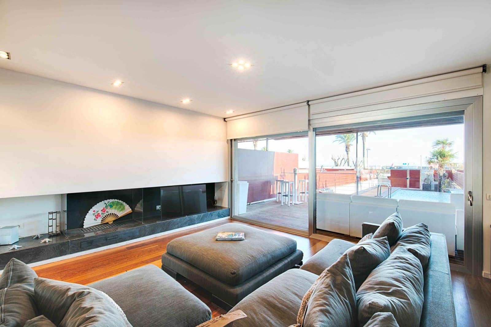 4 bedroom Villa for sale in Empuriabrava with pool garage - € 1,150,000 (Ref: 9480761)