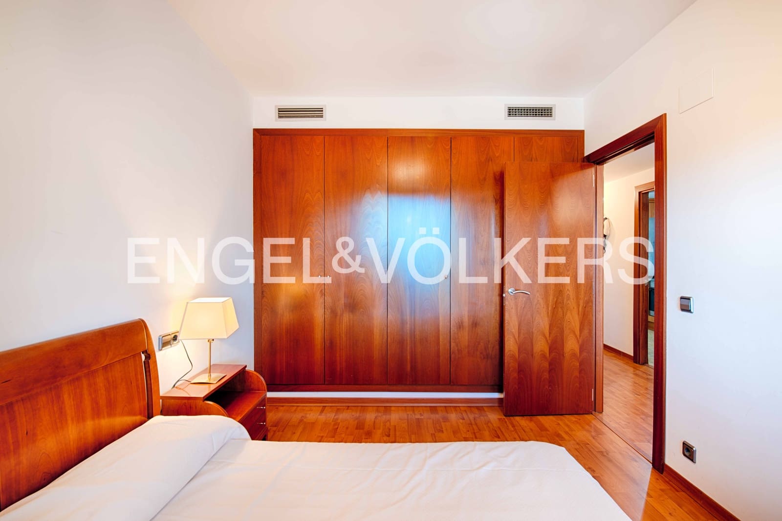 3 soveværelse Lejlighed til salg i Llanca med garage - € 250.000 (Ref: 9496488)