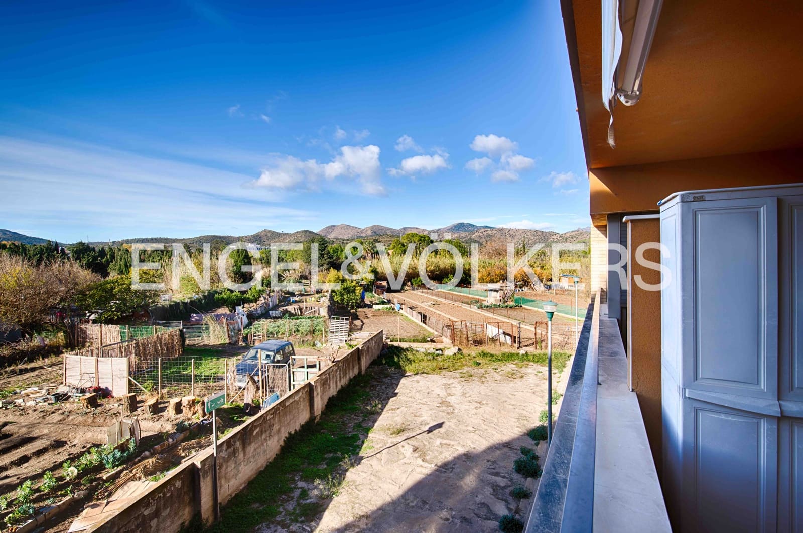 3 soveværelse Lejlighed til salg i Llanca med garage - € 250.000 (Ref: 9496488)