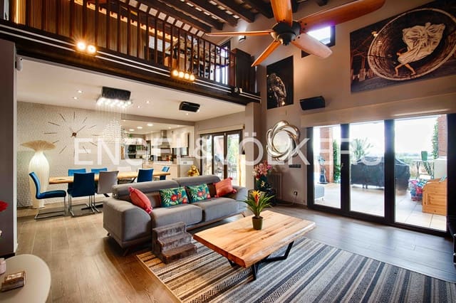 Chalet de 3 habitaciones en Peralada en venta con piscina garaje - 890.000 € (Ref: 9506471)