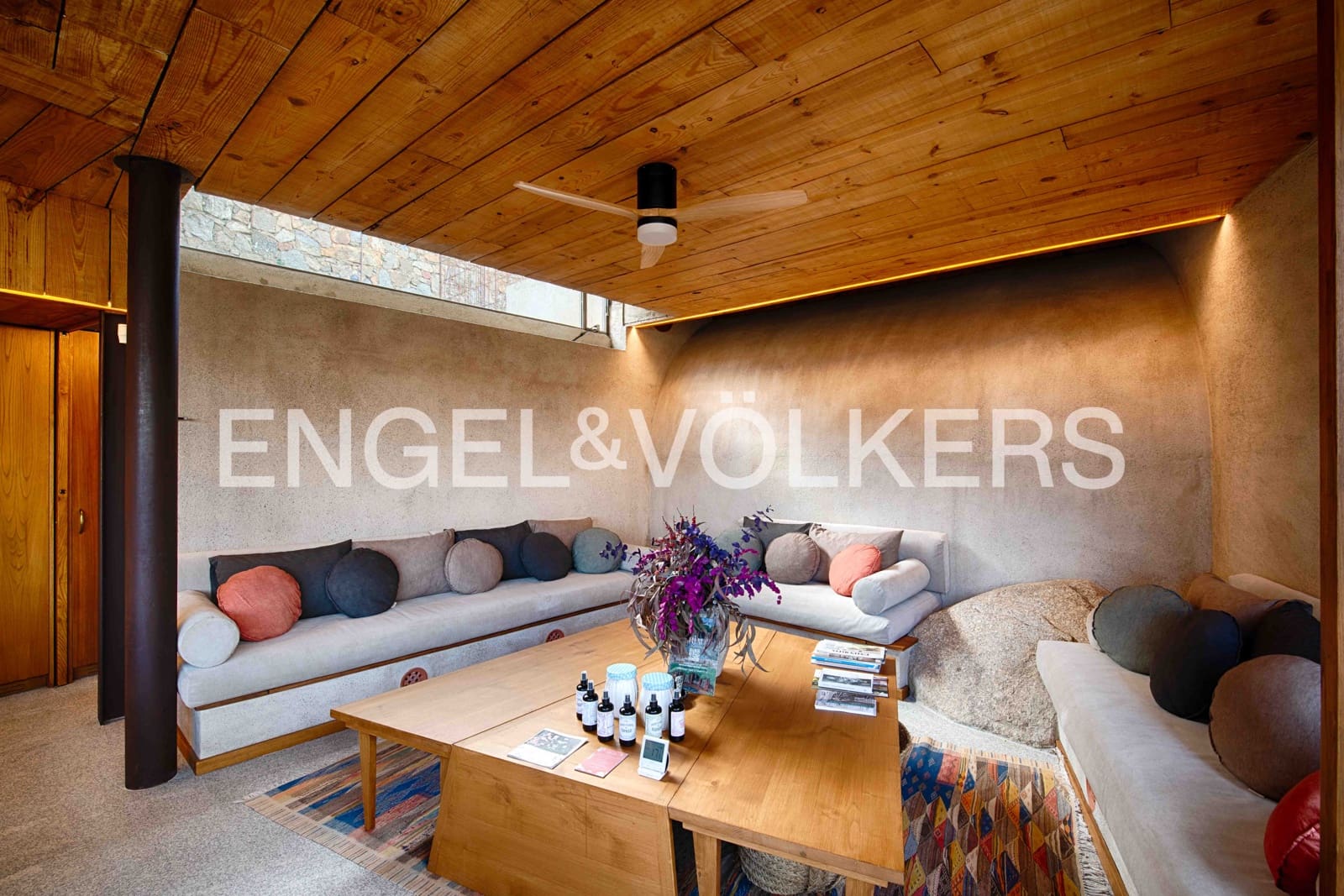 7 Zimmer Gewerbe zu verkaufen in Capmany mit Pool Garage - 1.450.000 € (Ref: 9528809)