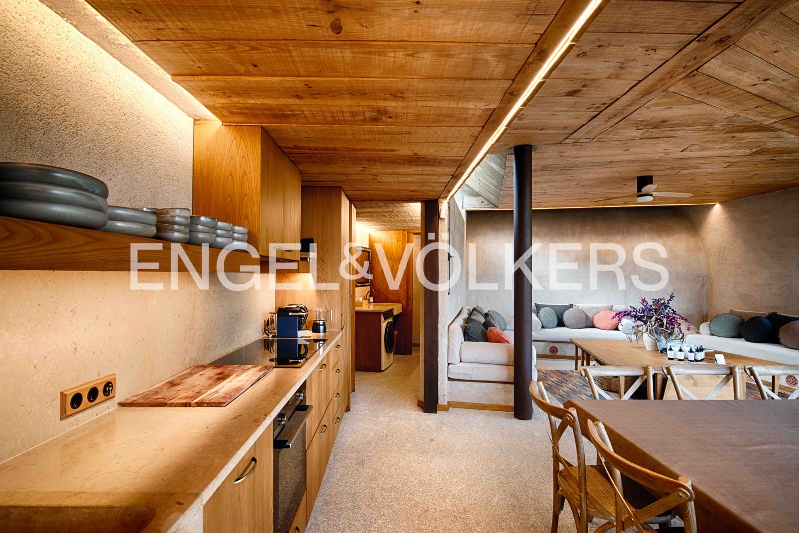 7 Zimmer Gewerbe zu verkaufen in Capmany mit Pool Garage - 1.450.000 € (Ref: 9528809)