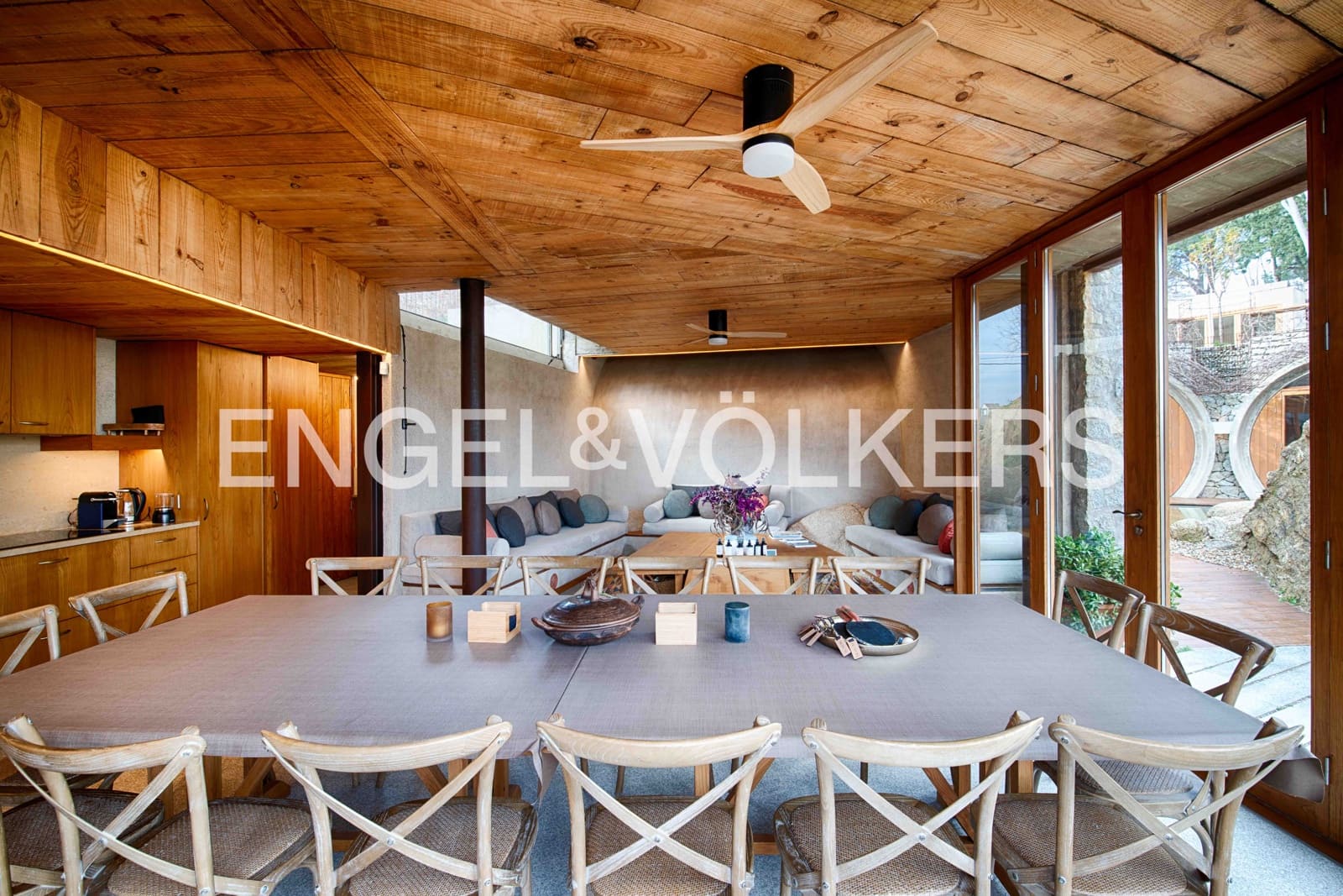 7 Zimmer Gewerbe zu verkaufen in Capmany mit Pool Garage - 1.450.000 € (Ref: 9528809)