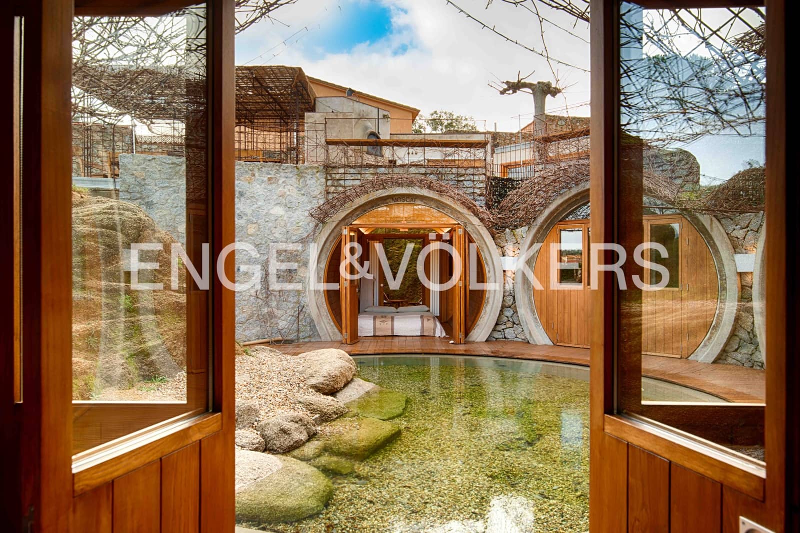 7 Zimmer Gewerbe zu verkaufen in Capmany mit Pool Garage - 1.450.000 € (Ref: 9528809)