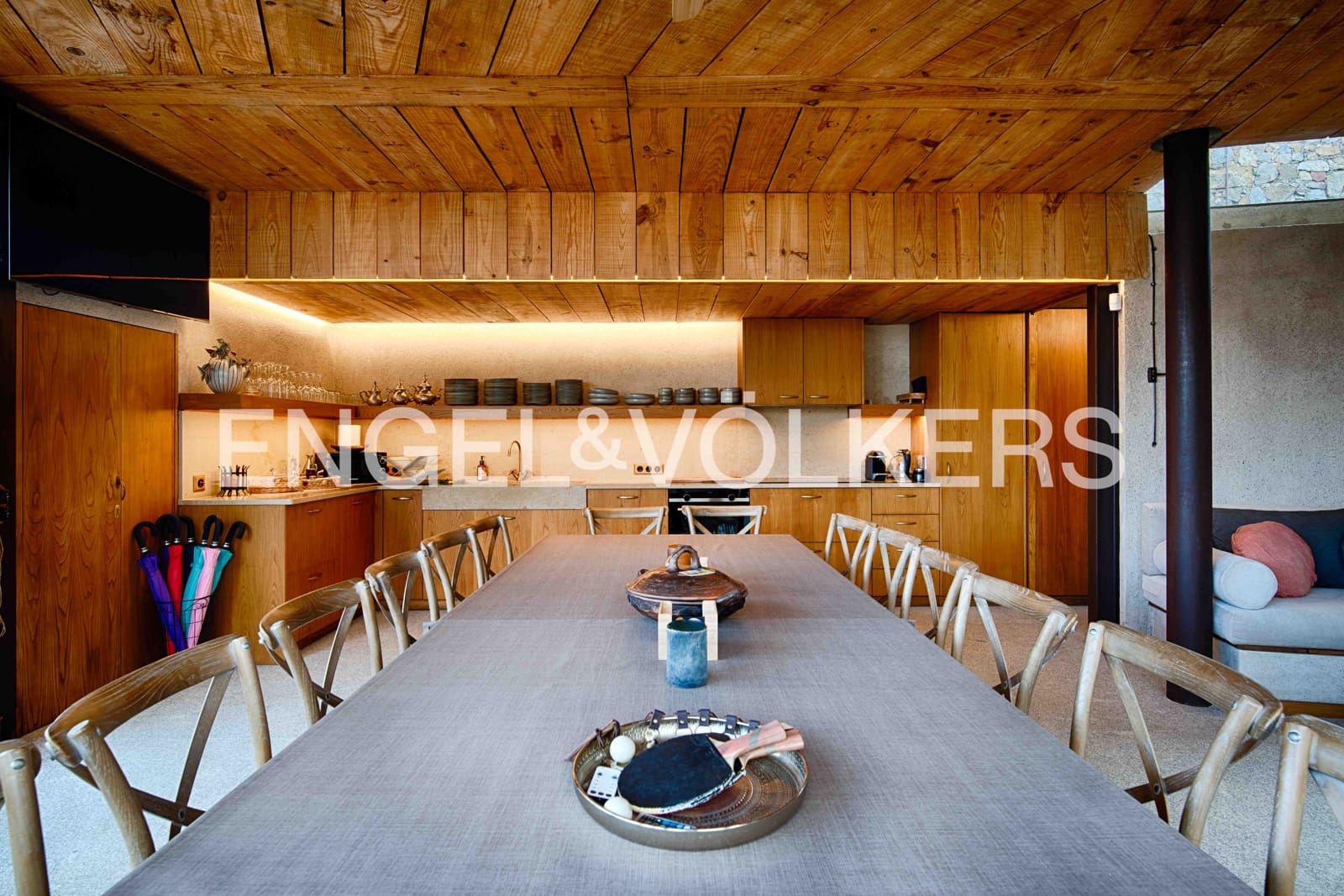 7 Zimmer Gewerbe zu verkaufen in Capmany mit Pool Garage - 1.450.000 € (Ref: 9528809)