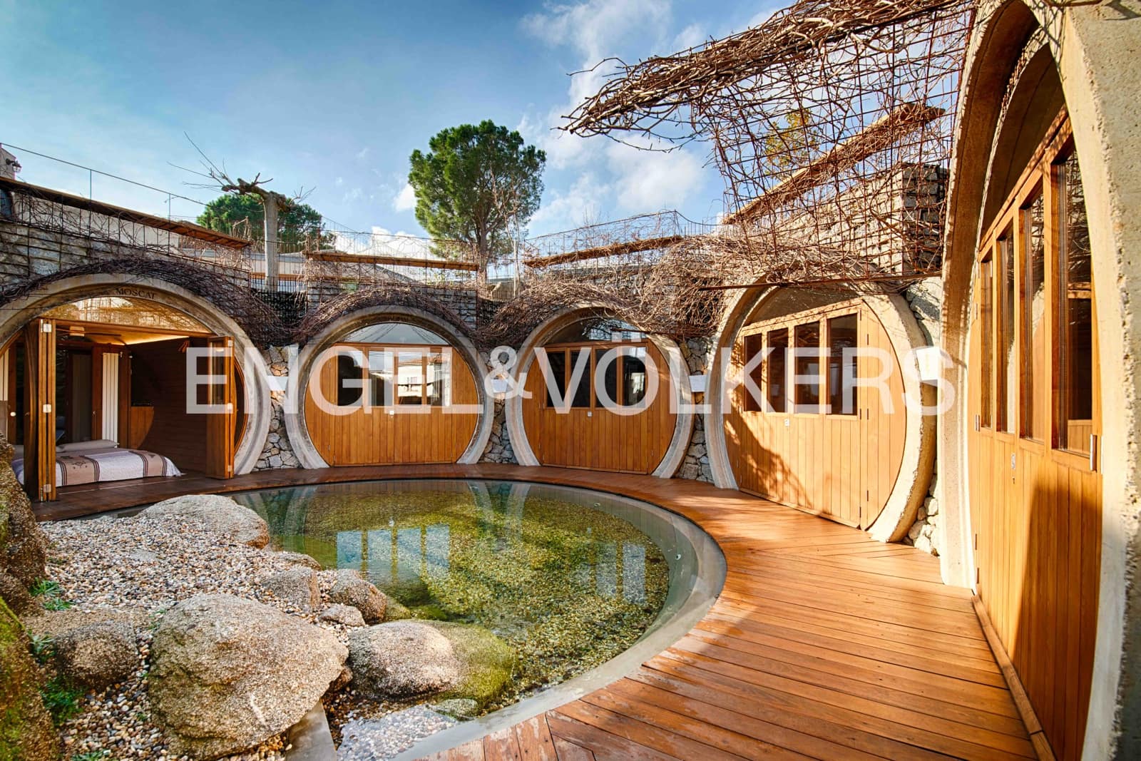 7 Zimmer Gewerbe zu verkaufen in Capmany mit Pool Garage - 1.450.000 € (Ref: 9528809)