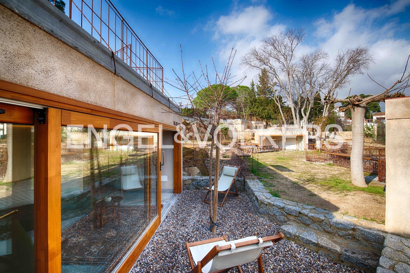 7 Zimmer Gewerbe zu verkaufen in Capmany mit Pool Garage - 1.450.000 € (Ref: 9528809)