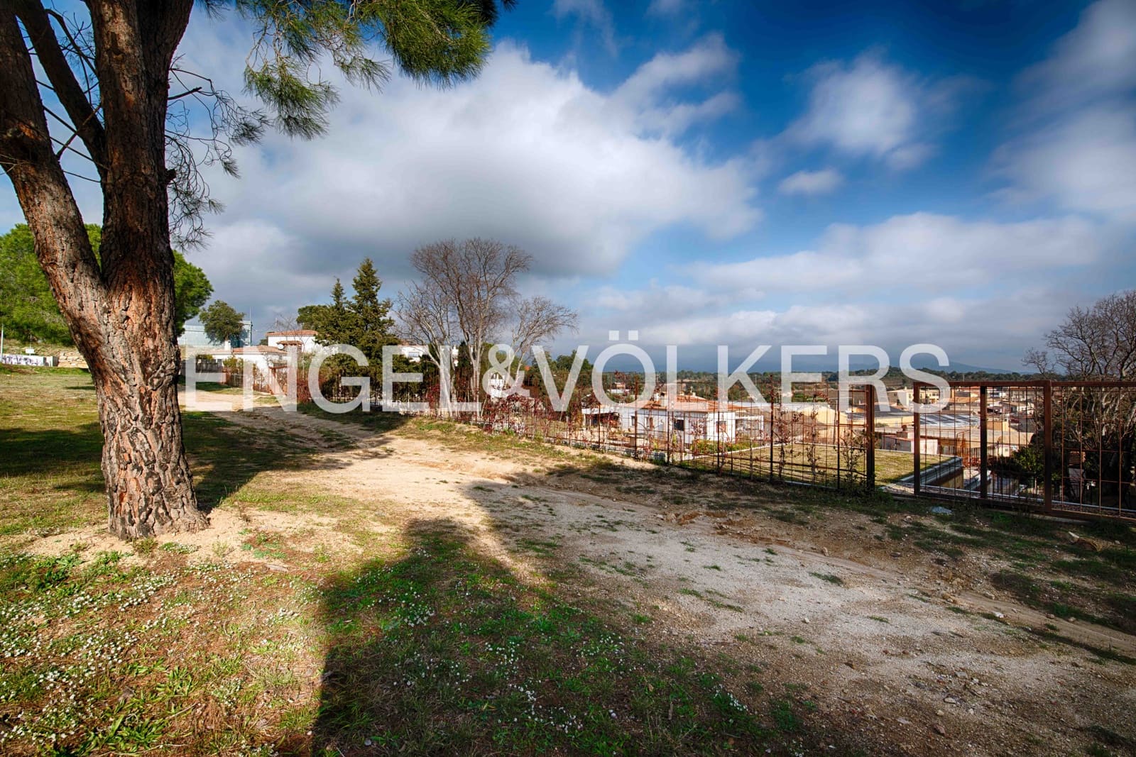 7 Zimmer Gewerbe zu verkaufen in Capmany mit Pool Garage - 1.450.000 € (Ref: 9528809)