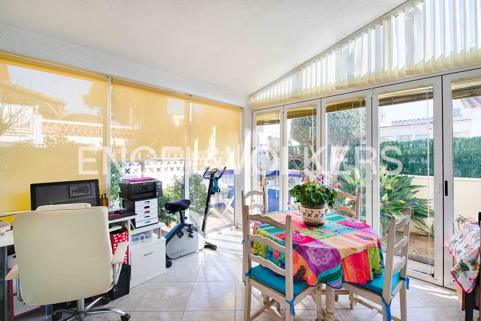 4 sovrum Villa till salu i Empuriabrava med pool garage - 525 000 € (Ref: 9532315)