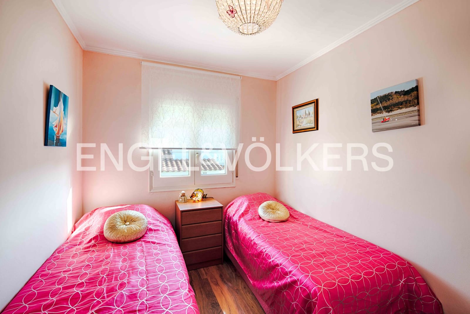 4 sovrum Villa till salu i Empuriabrava med pool garage - 525 000 € (Ref: 9532315)