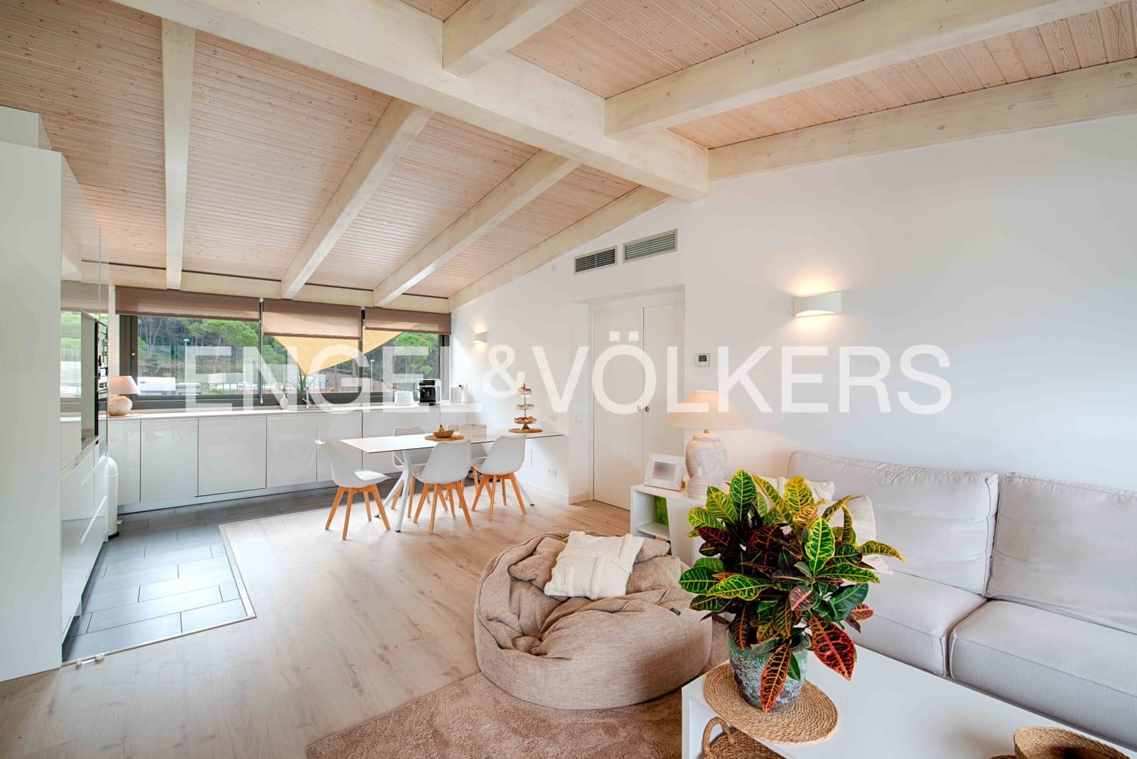 2 slaapkamer Penthouse te koop in El Port de la Selva met zwembad garage - € 640.000 (Ref: 9546991)