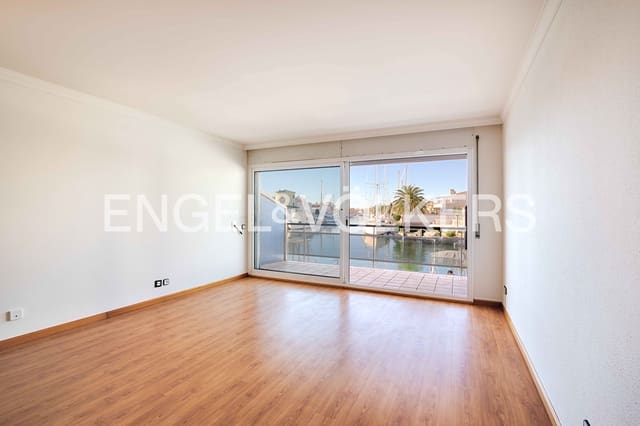 2 quarto Apartamento para venda em Empuriabrava, Castelló d'Empúries com piscina - 279 000 € (Ref: 9550307)