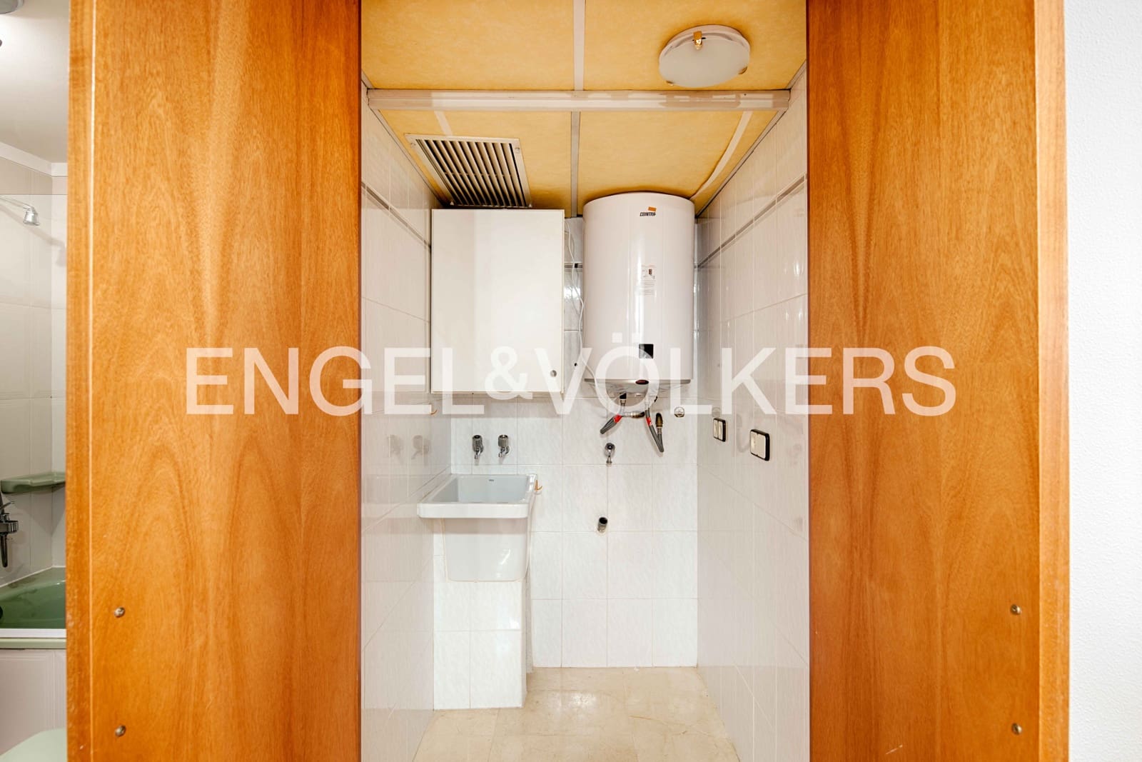 2 chambre Appartement à vendre à Empuriabrava avec piscine - 279 000 € (Ref: 9550307)