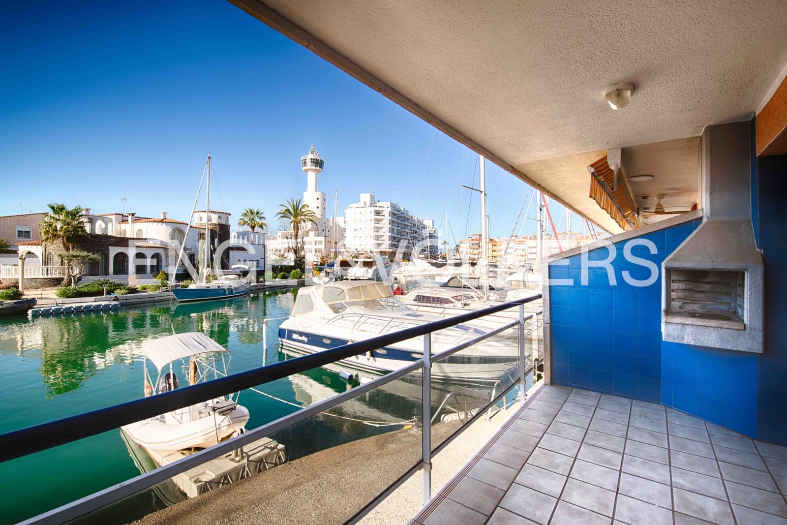 2 chambre Appartement à vendre à Empuriabrava avec piscine - 279 000 € (Ref: 9550307)
