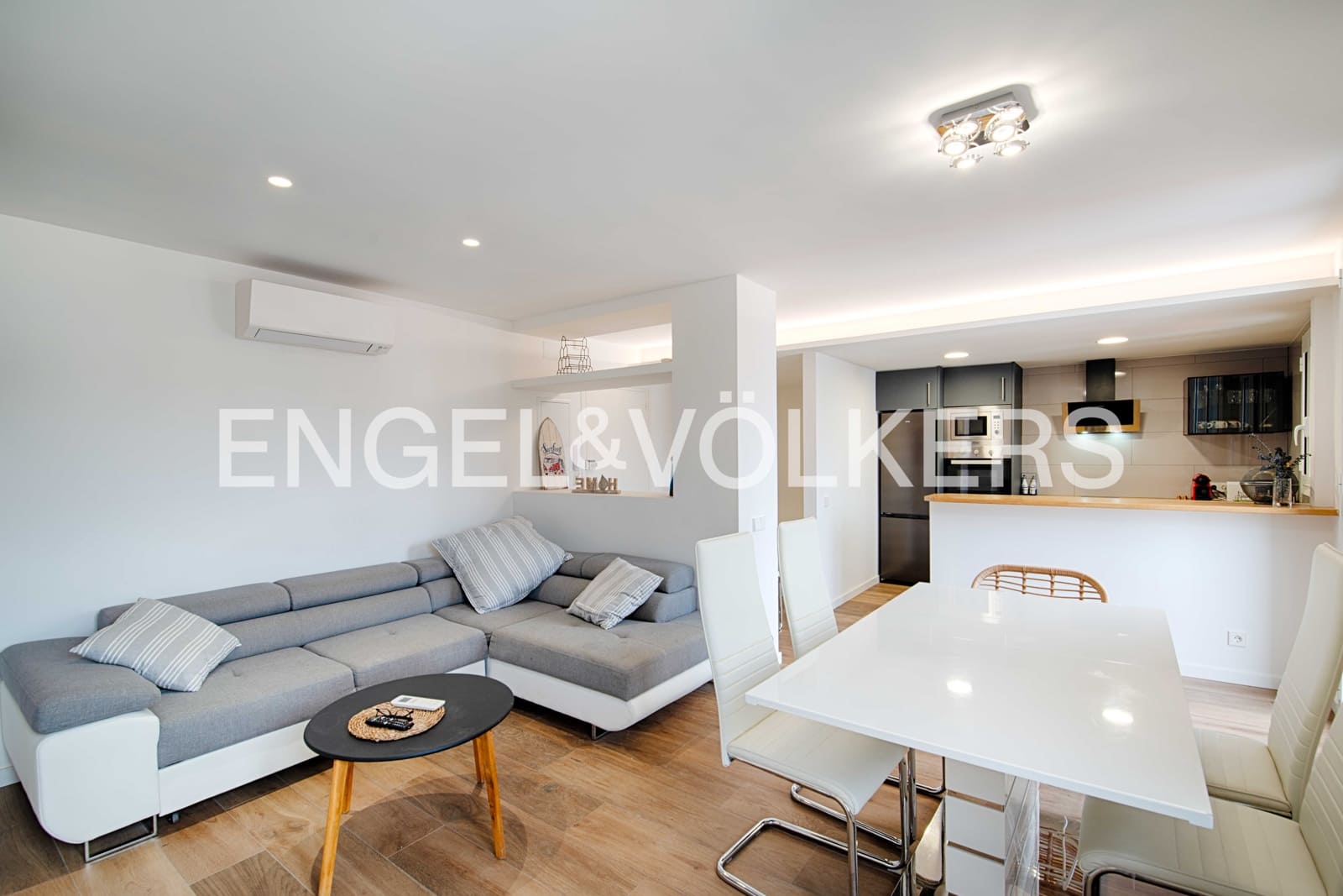 3 soveværelse Lejlighed til salg i Cadaques - € 545.000 (Ref: 9559862)