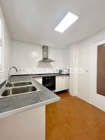 4 soverom Leilighet til salgs i Figueres - € 168 000 (Ref: 9563992)