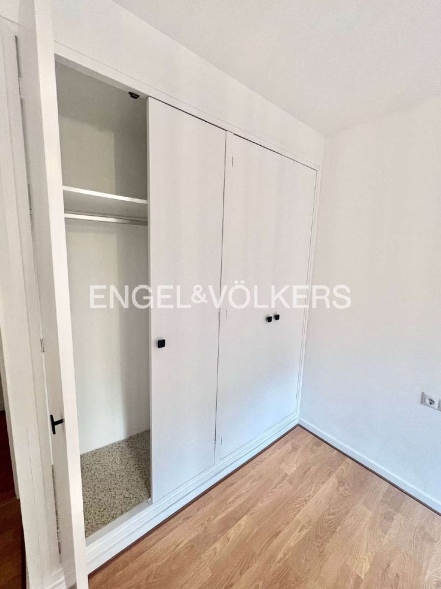 4 soverom Leilighet til salgs i Figueres - € 168 000 (Ref: 9563992)