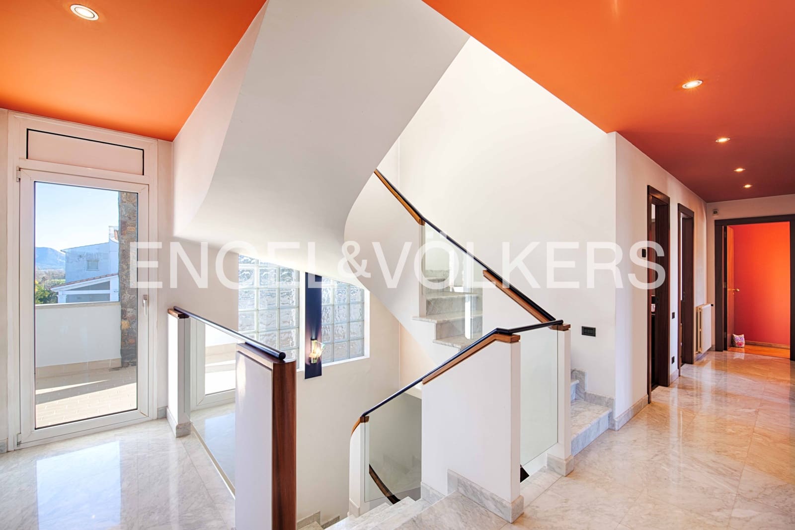 5 bedroom Villa for sale in Castello d'Empuries with pool garage - € 850,000 (Ref: 9585025)