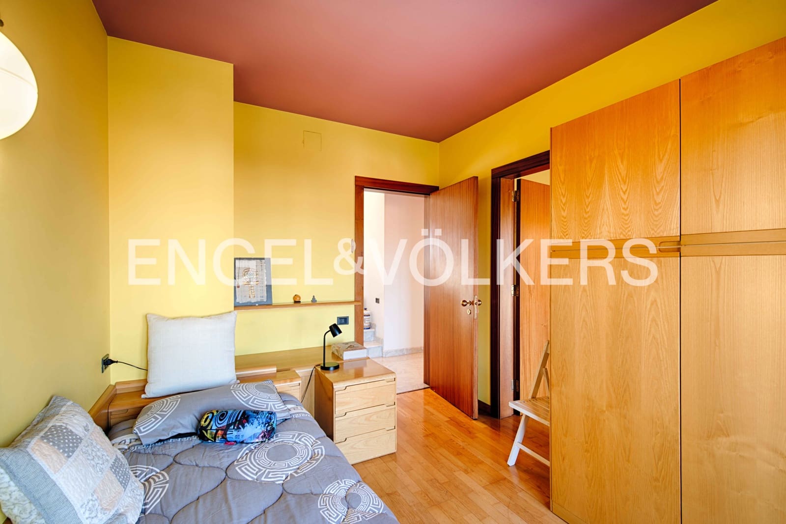 5 bedroom Villa for sale in Castello d'Empuries with pool garage - € 850,000 (Ref: 9585025)