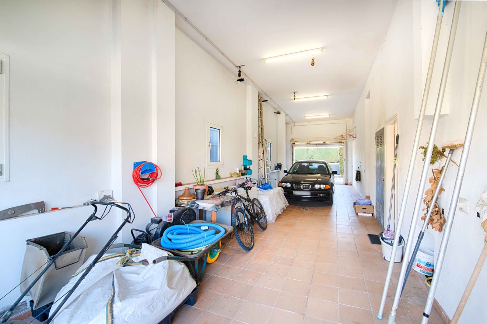 5 bedroom Villa for sale in Castello d'Empuries with pool garage - € 850,000 (Ref: 9585025)