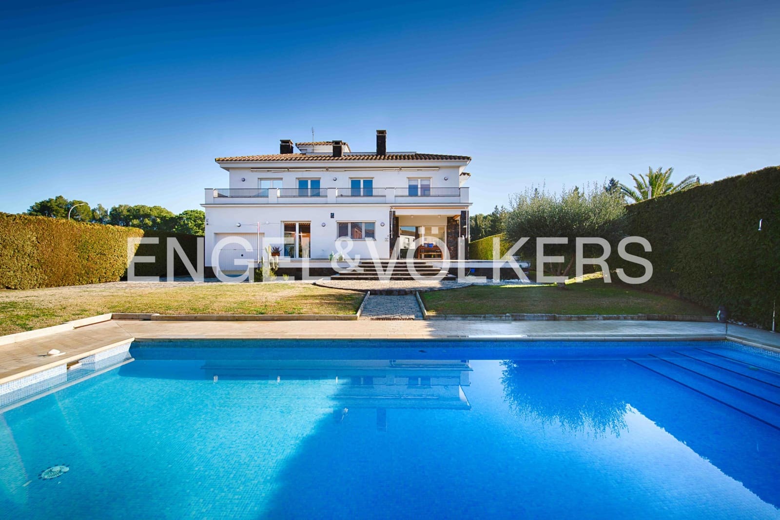 5 bedroom Villa for sale in Castello d'Empuries with pool garage - € 850,000 (Ref: 9585025)