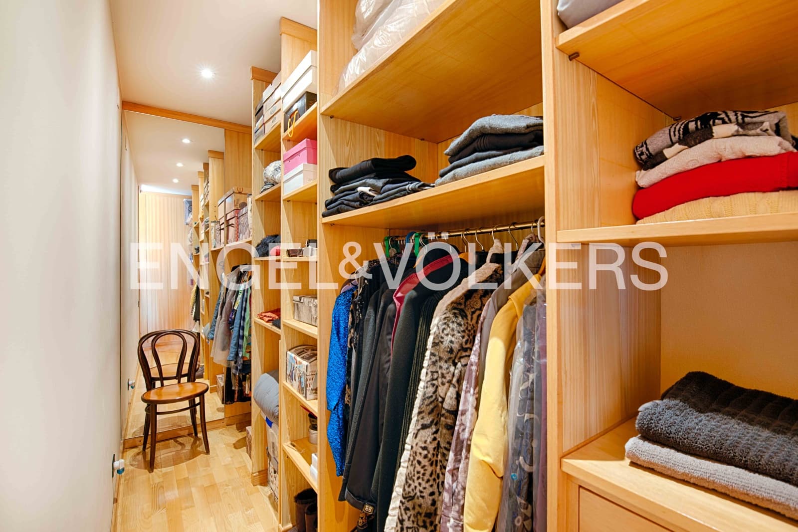 5 bedroom Villa for sale in Castello d'Empuries with pool garage - € 850,000 (Ref: 9585025)