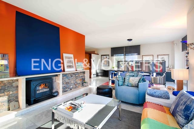 5 Zimmer Villa zu verkaufen in Castelló d'Empúries mit Pool Garage - 850.000 € (Ref: 9585025)