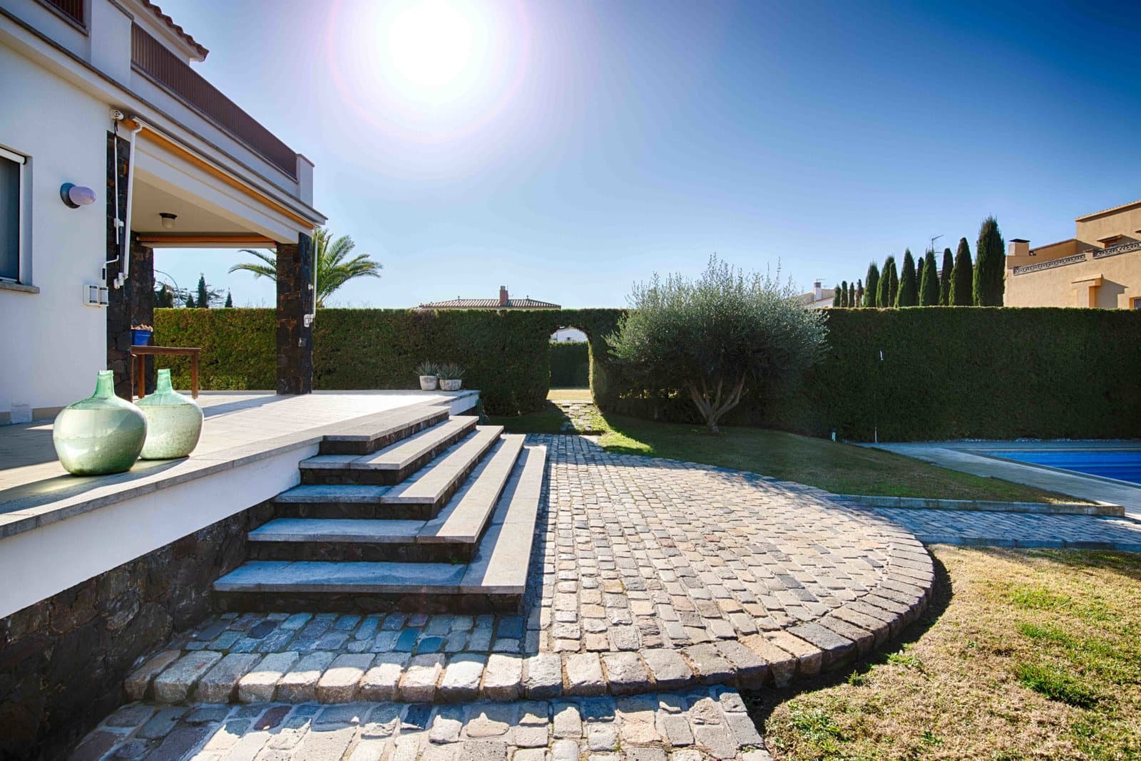 5 quarto Moradia para venda em Castello d'Empuries com piscina garagem - 750 000 € (Ref: 9585025)
