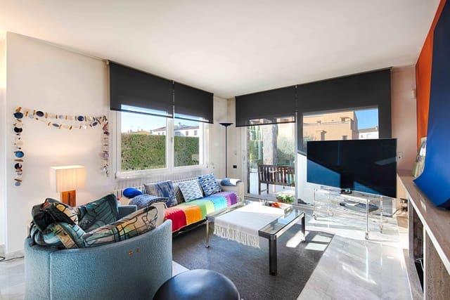 5 bedroom Villa for sale in Castelló d'Empúries with pool garage - € 790,000 (Ref: 9585025)