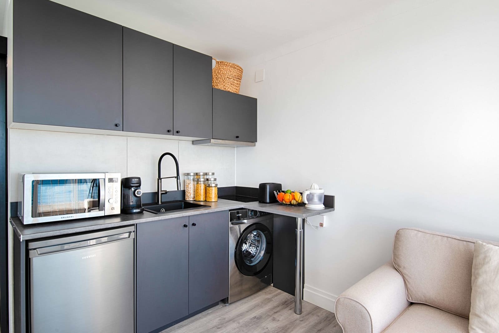 Apartment for sale in Empuriabrava - € 129,000 (Ref: 9585026)